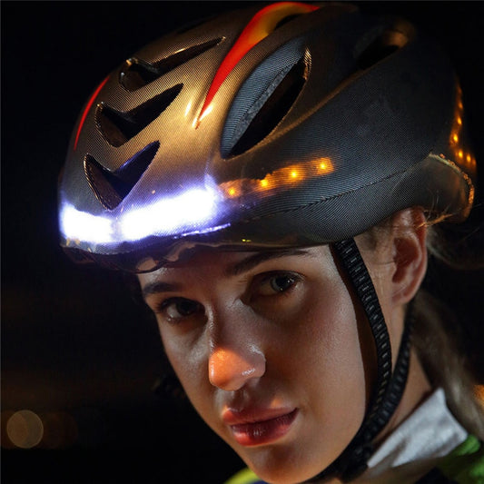 Intelligent steering helmet led